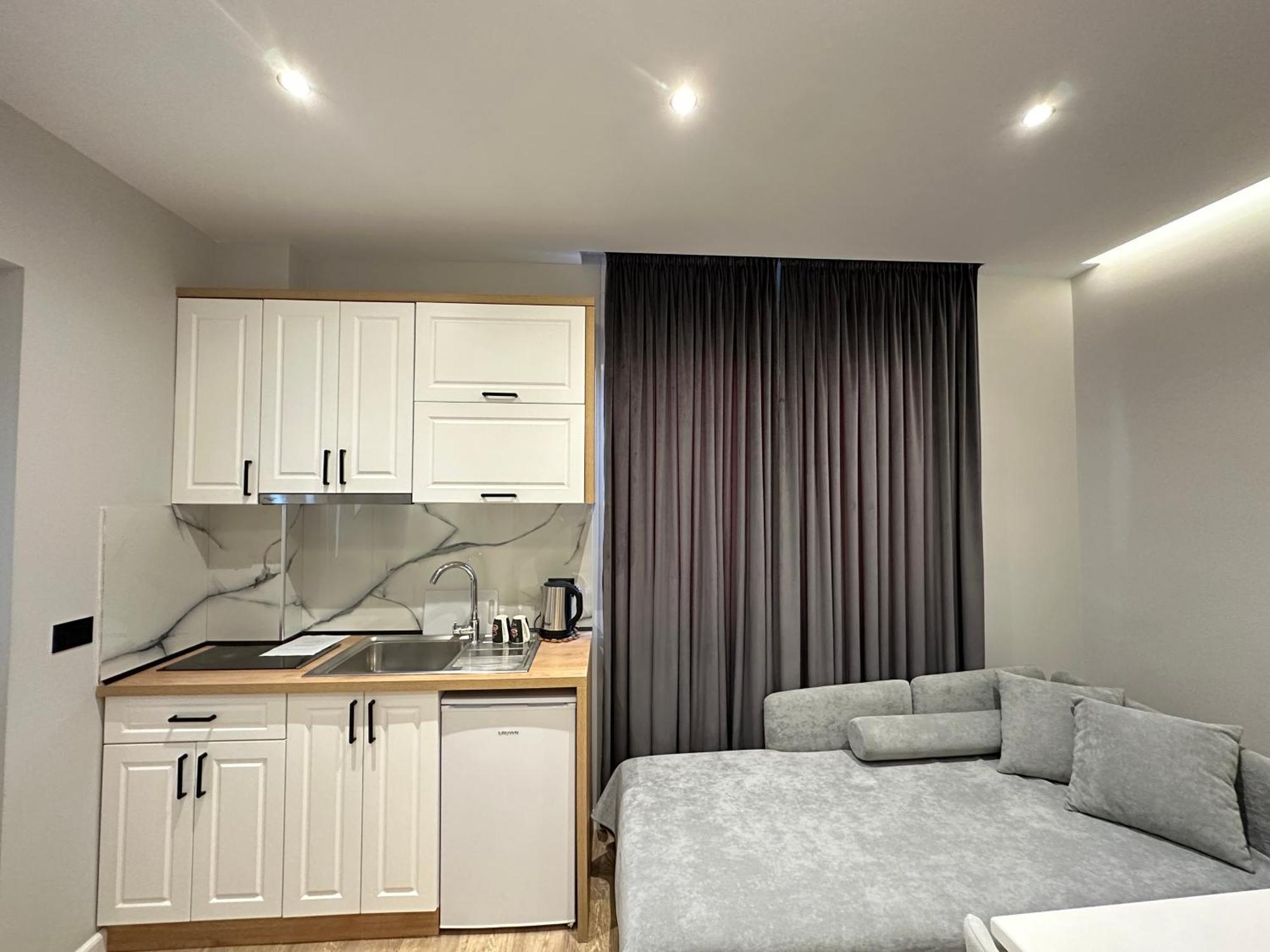 Maison Apartments Vlorë エクステリア 写真