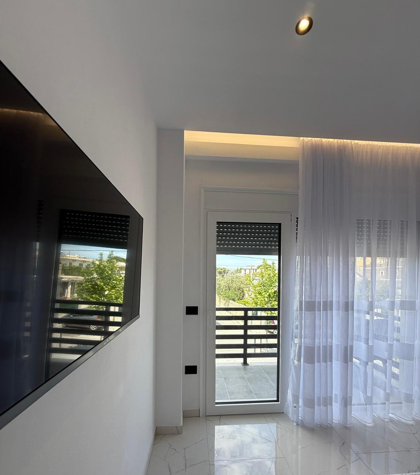 Maison Apartments Vlorë エクステリア 写真