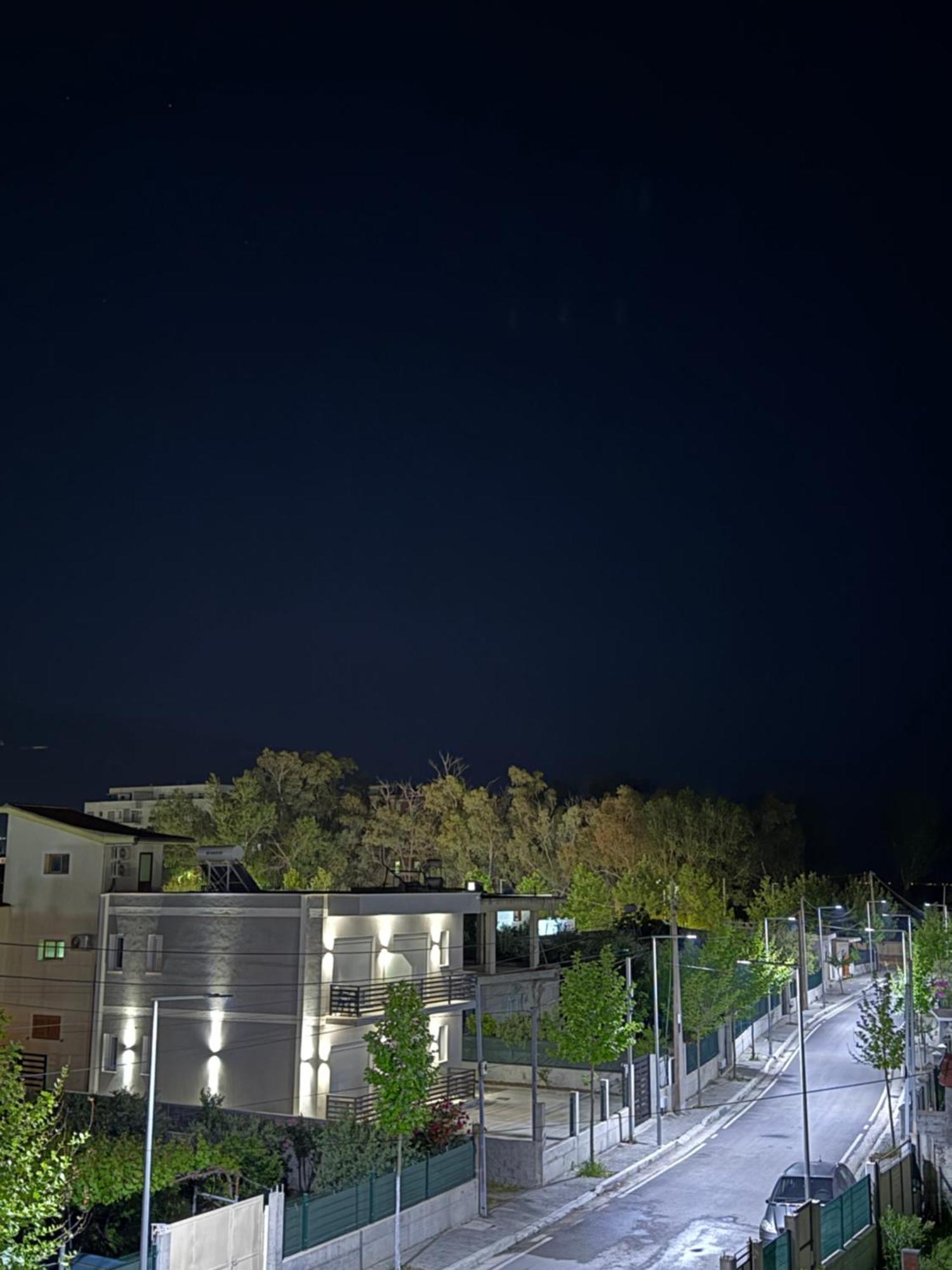 Maison Apartments Vlorë エクステリア 写真