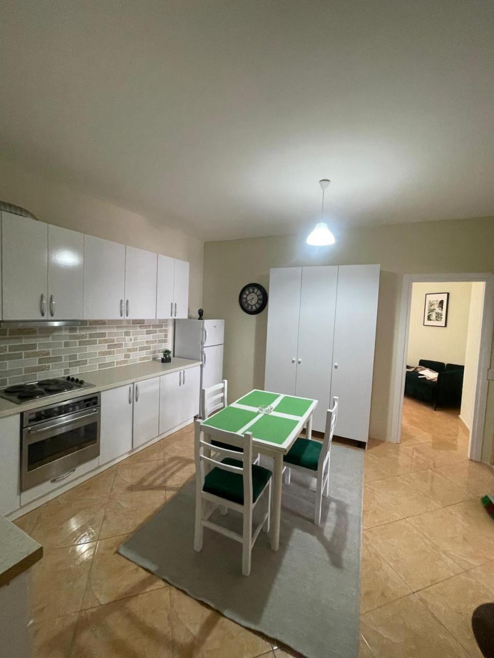 Maison Apartments Vlorë 部屋 写真