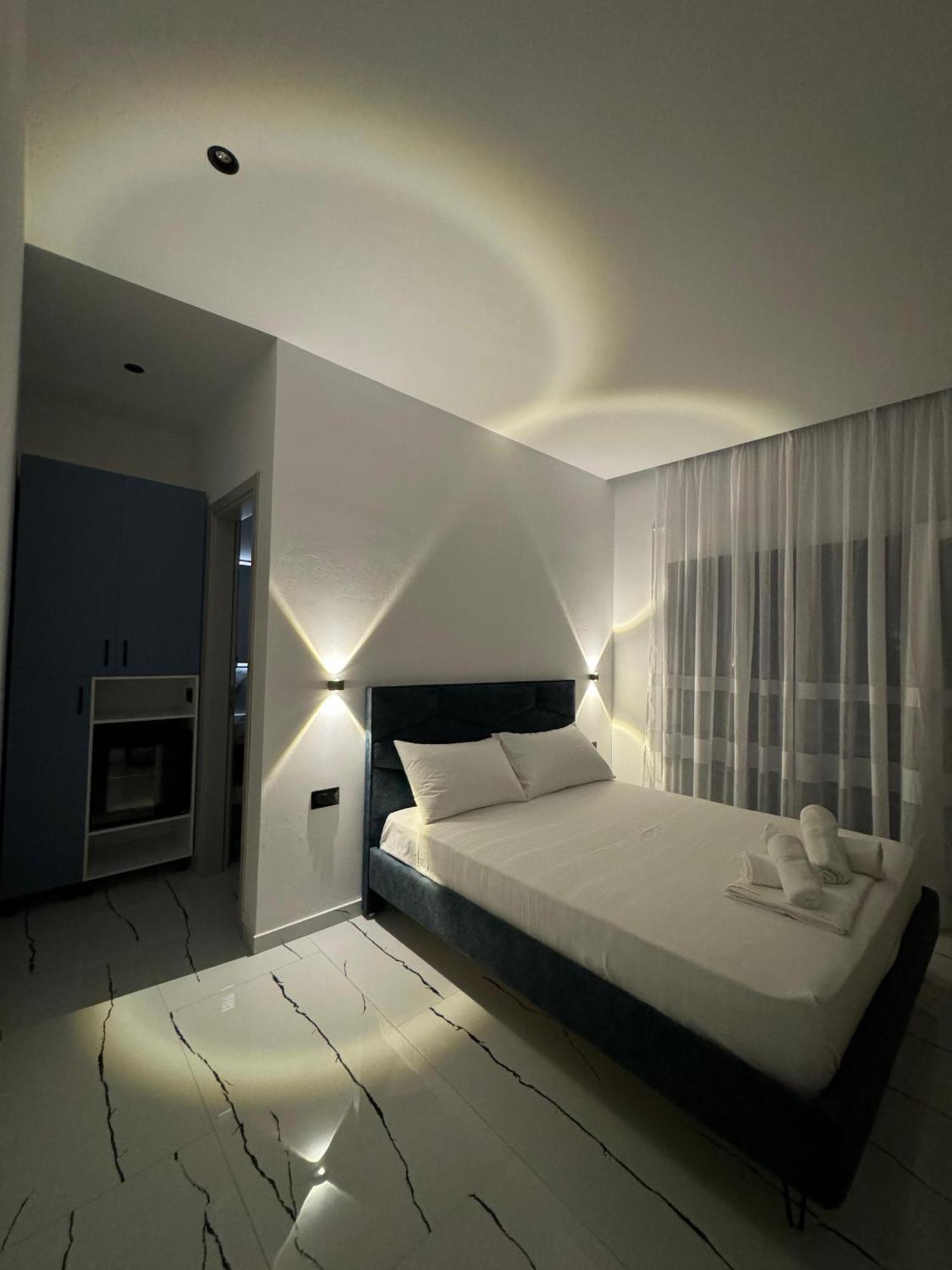 Maison Apartments Vlorë エクステリア 写真